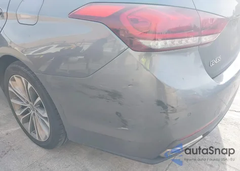 2015 Hyundai Genesis 3.8 z USA, uszkodzony, nr VIN KMHGN4JE7FU018462